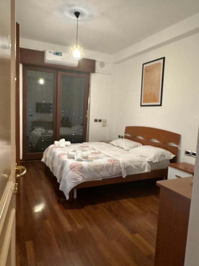 City Center Shkodra B&B Luaran gambar